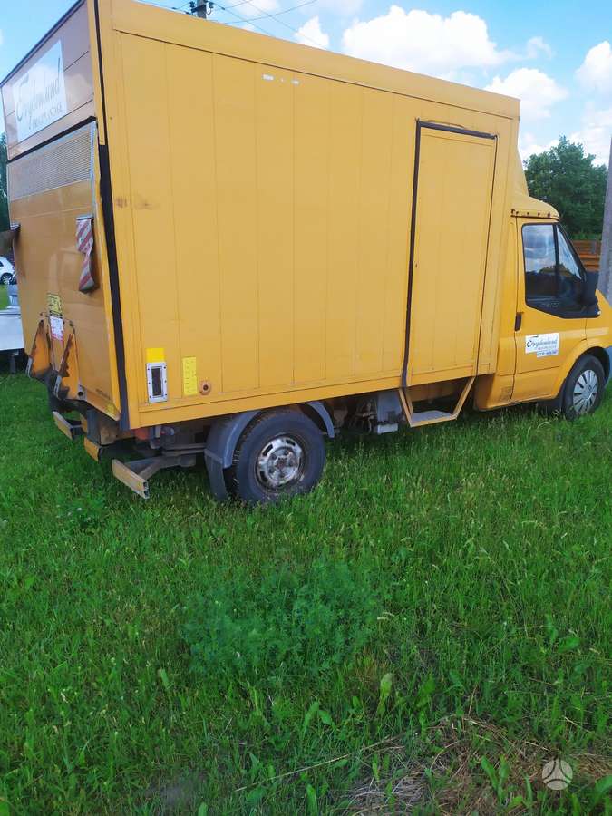 Ford Transit, krovininiai mikroautobusai