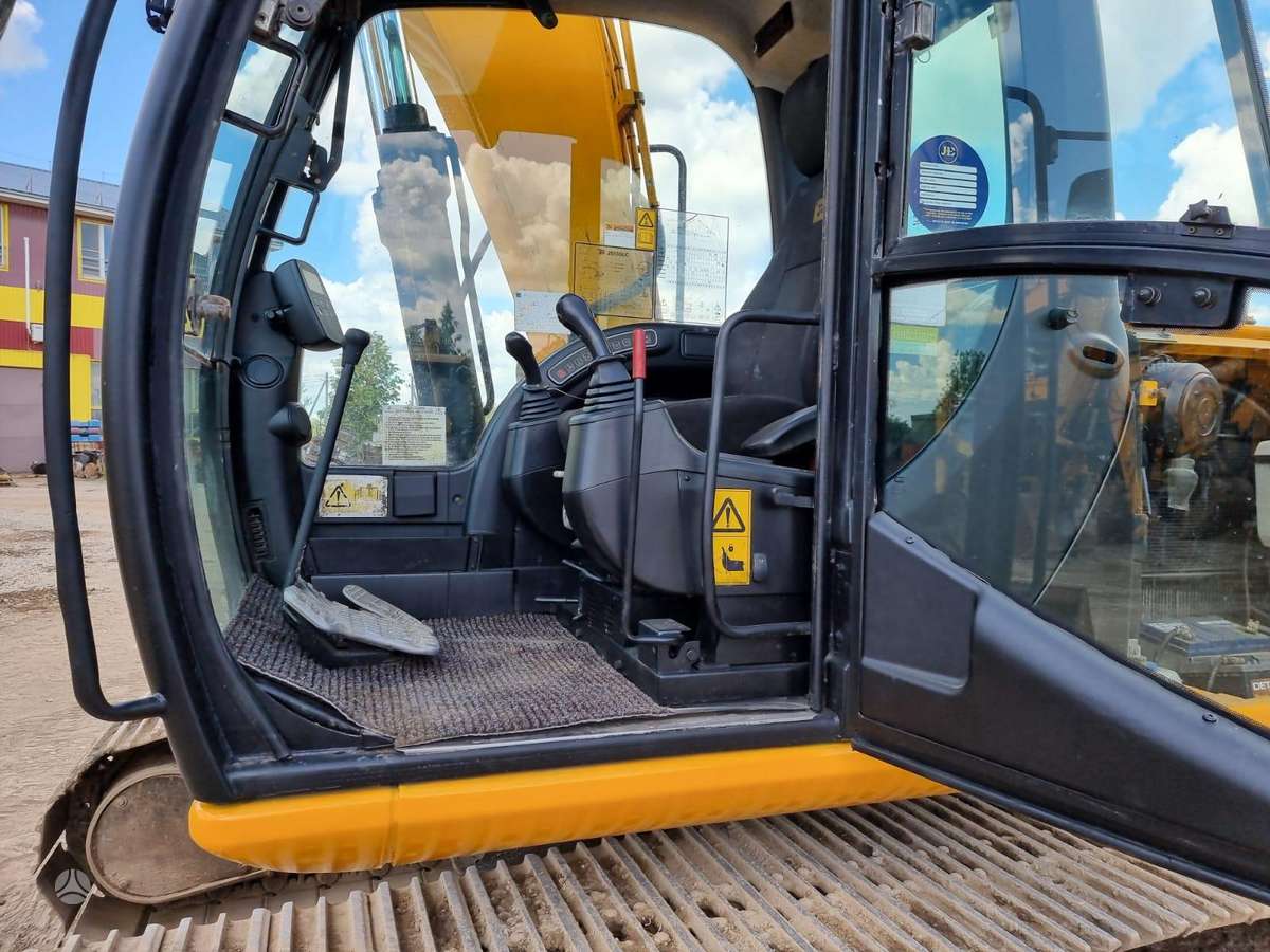 JCB JS 130LC, экскаваторы