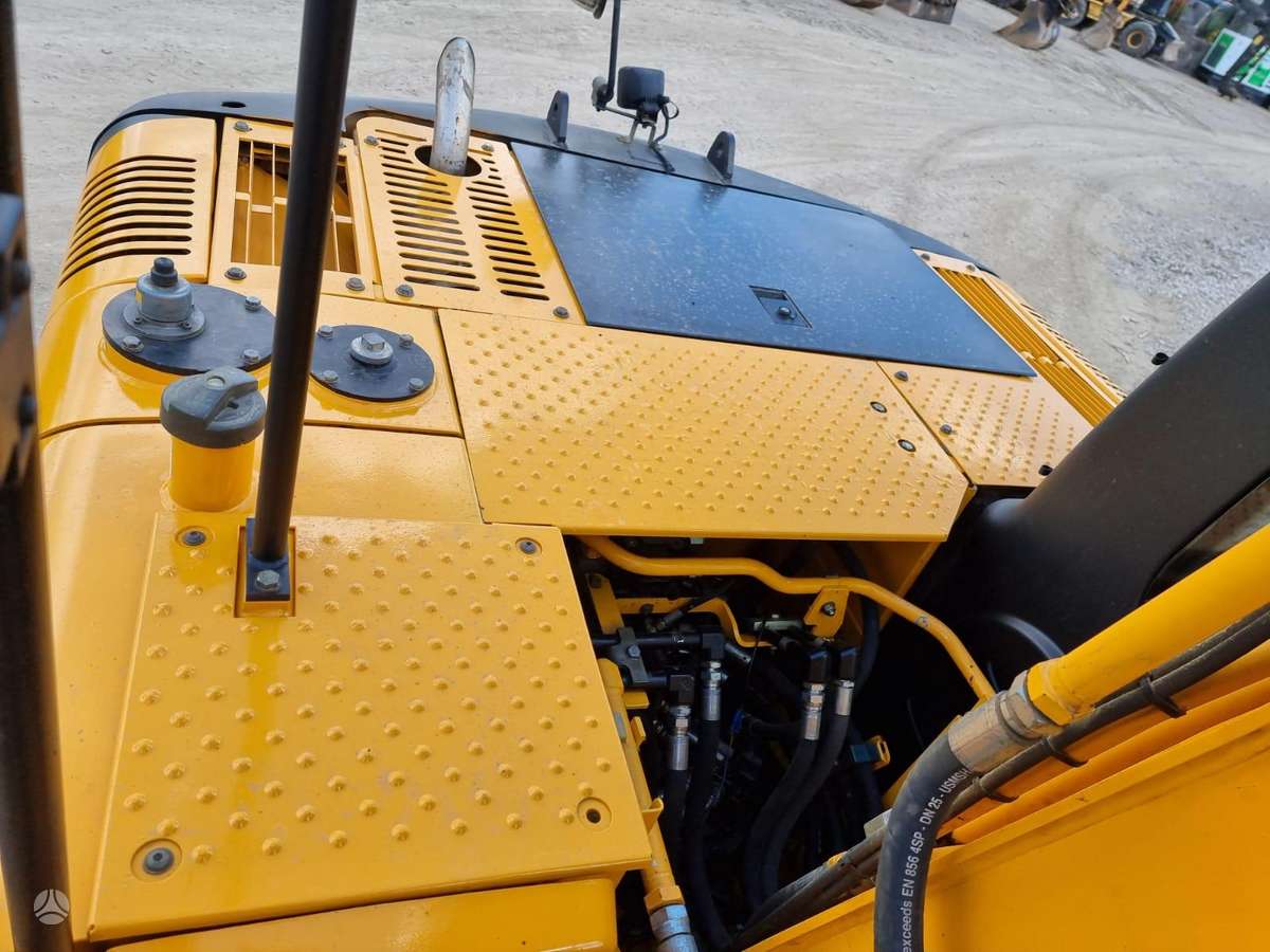JCB JS 130LC, экскаваторы
