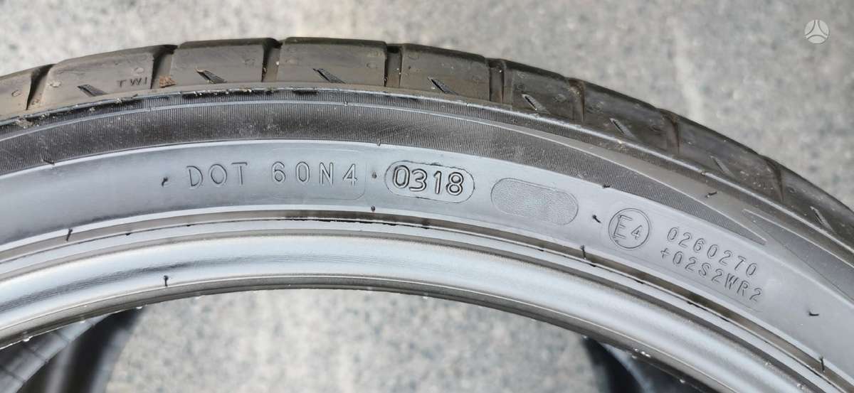 Nokian, summer 255/35 R20