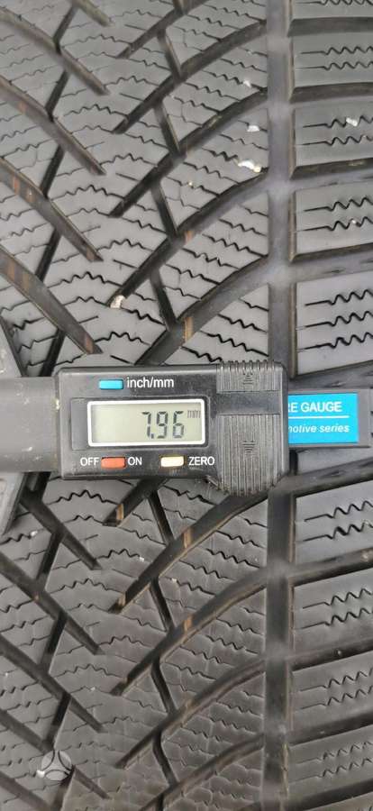 Semperit, ziemas 235/55 R19