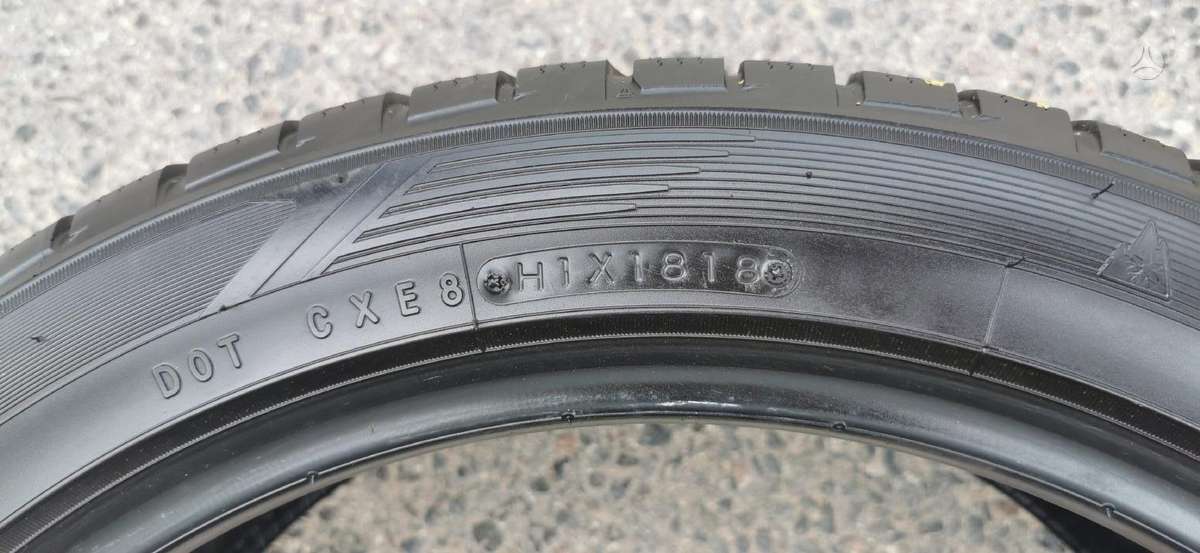 Toyo, žieminės 225/45 R19