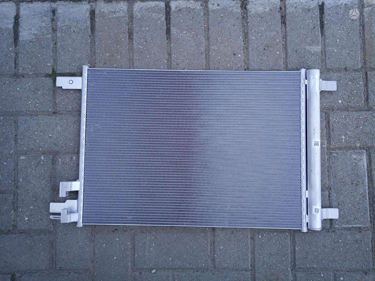Audi Q3 kėbulo dalys