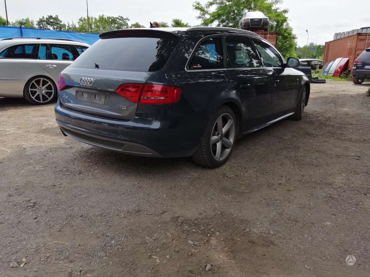 Audi A4 Dalimis s line salono lubu nebėra