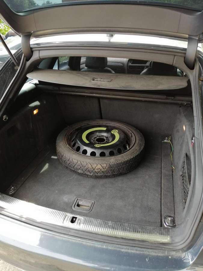Audi A4 Dalimis s line salono lubu nebėra