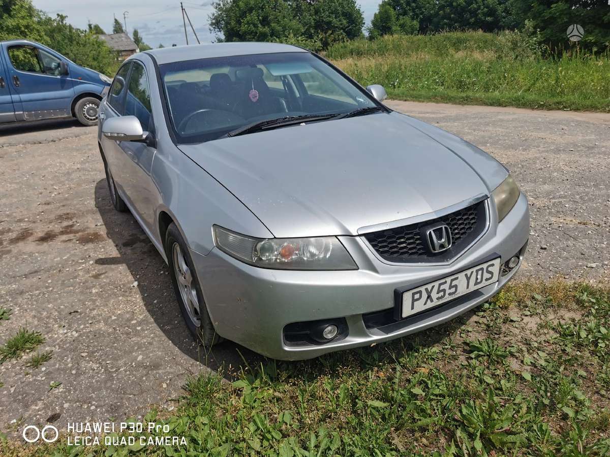 Honda Accord salono detalės