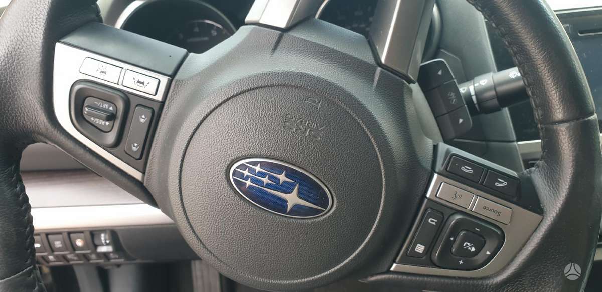 Subaru Legacy kėbulo dalys