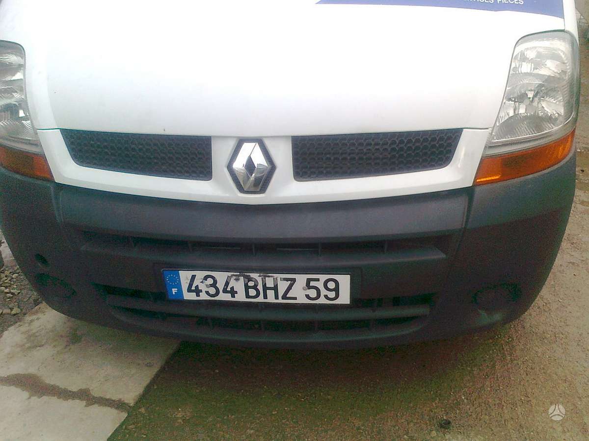 Renault Master, preču