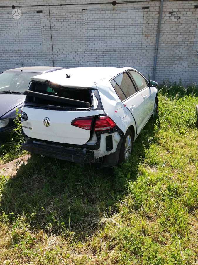 Volkswagen Golf for parts