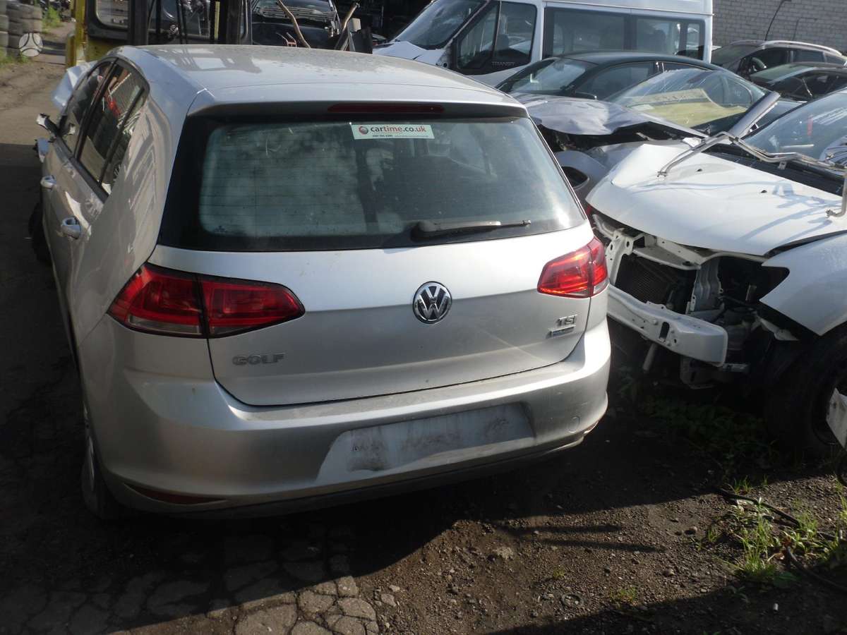 Volkswagen Golf for parts