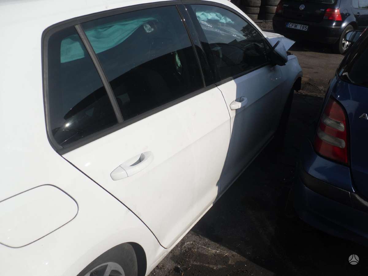 Volkswagen Golf for parts