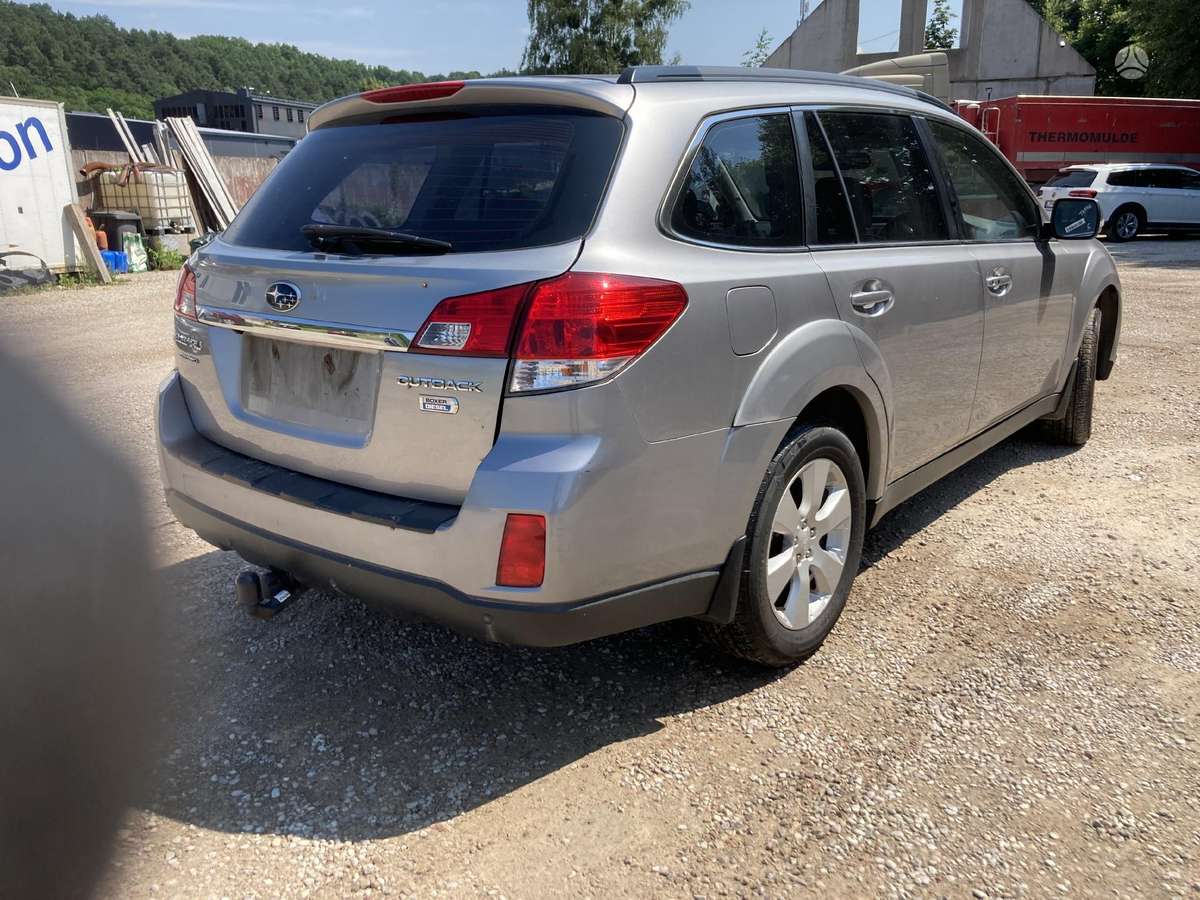 Subaru Outback for parts. Kablys štorkė