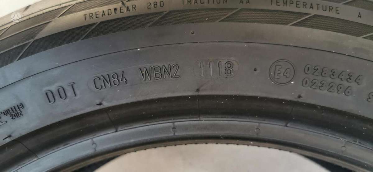 Continental, летние 235/50 R19