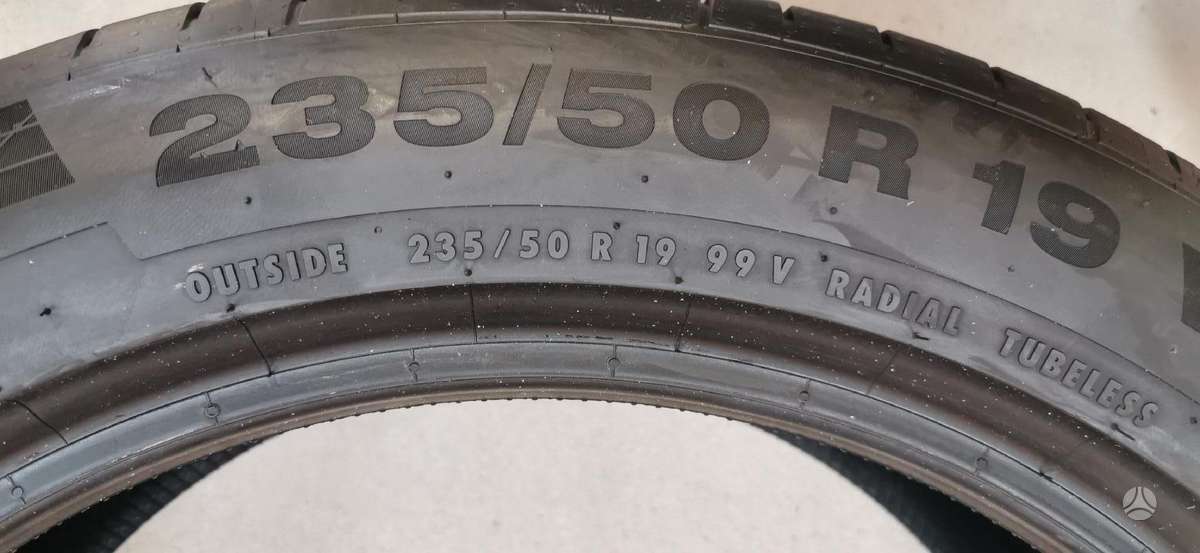 Continental, летние 235/50 R19