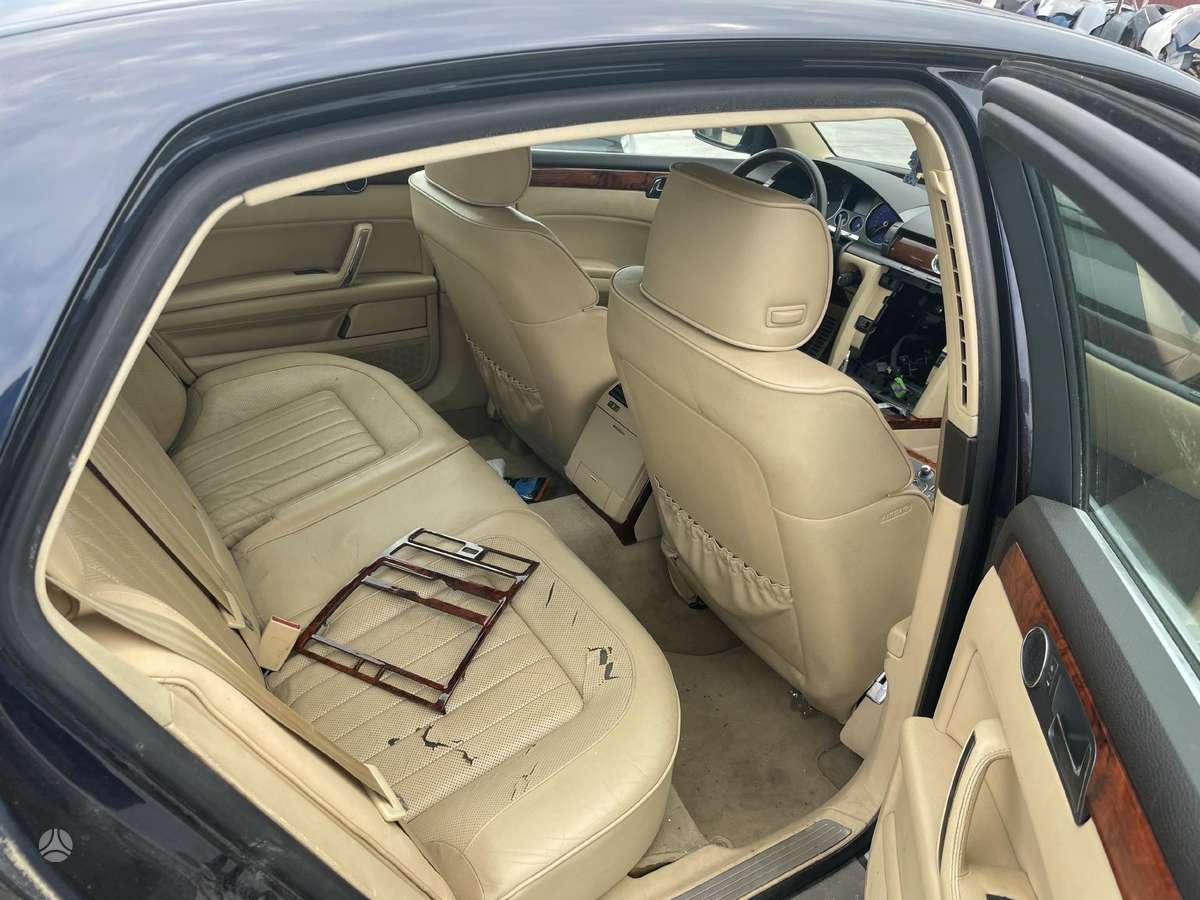 Volkswagen Phaeton for parts