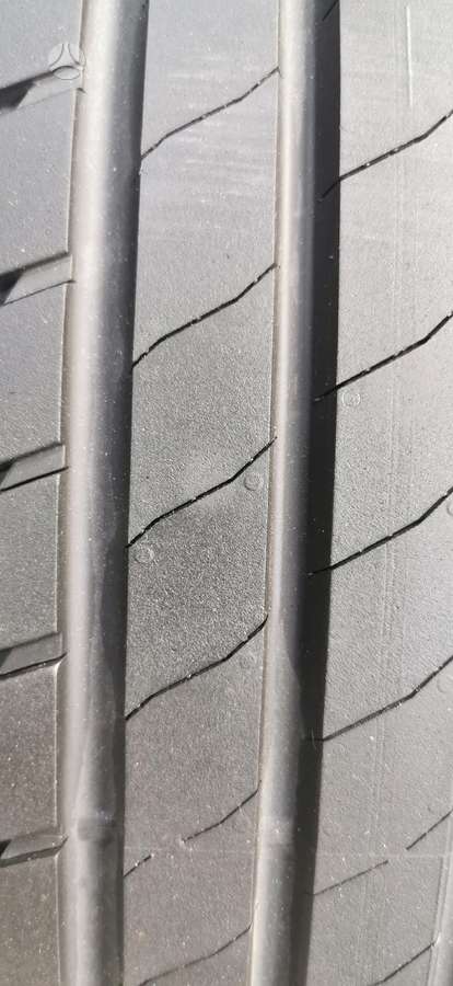Bridgestone, summer 235/45 R20