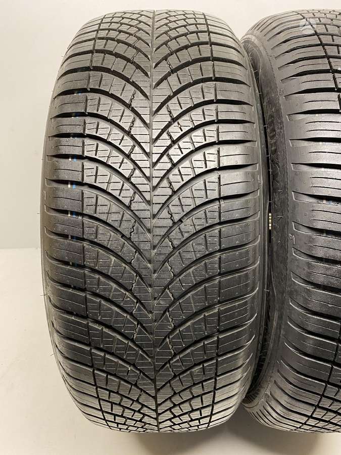 Goodyear Vector4Seasons 2020m, всесезонные 215/50 R18