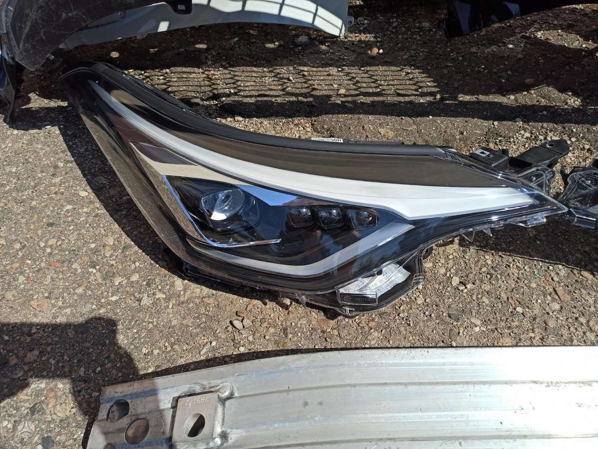 Toyota C-HR body parts