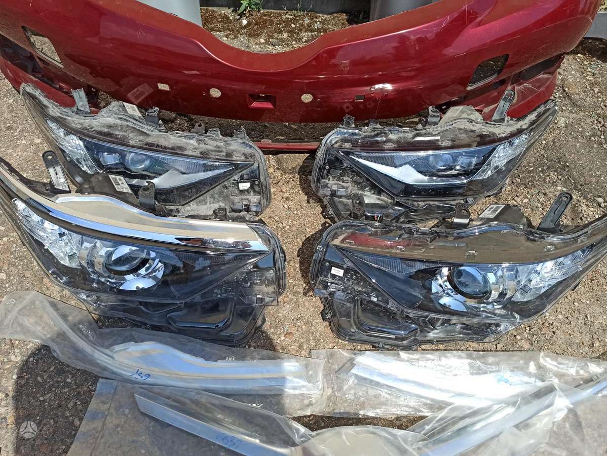 Toyota Auris kėbulo dalys