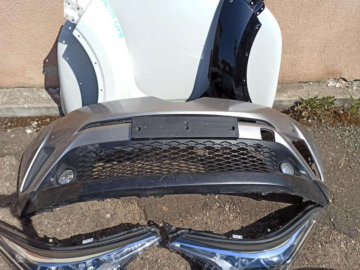 Toyota C-HR kėbulo dalys
