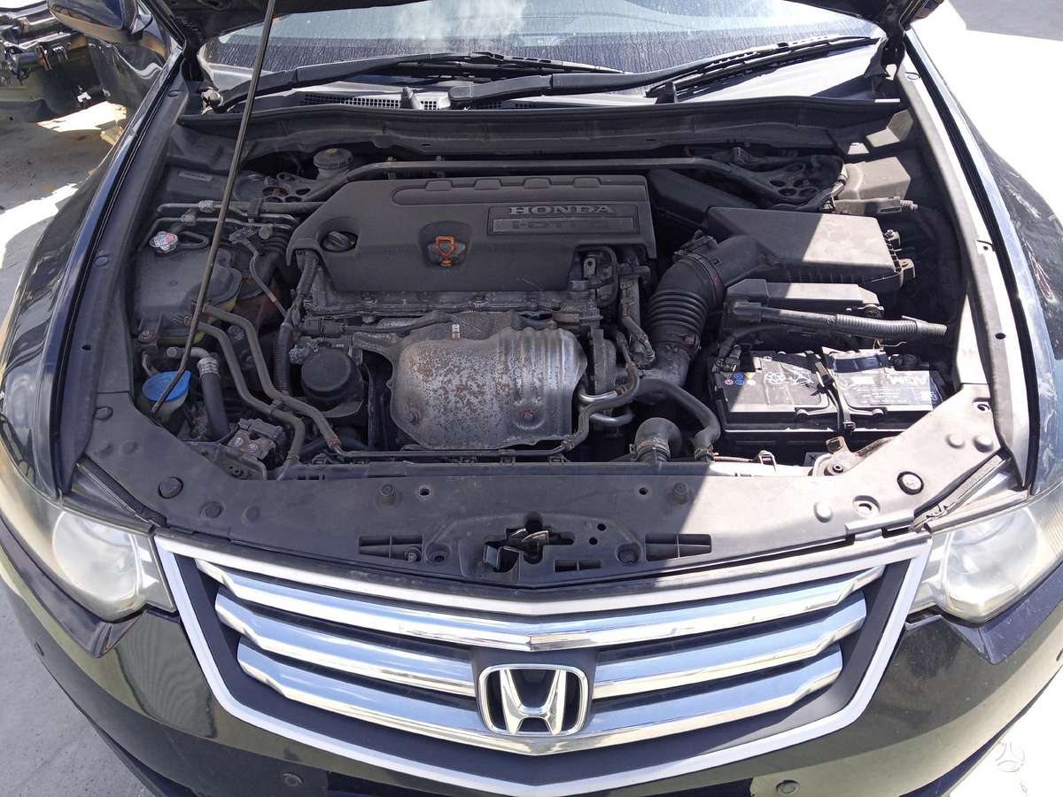 Honda Accord kėbulo dalys