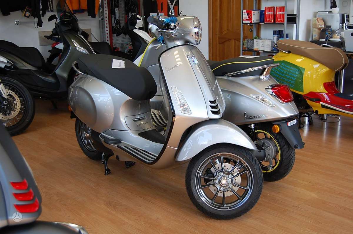 Piaggio Vespa, мотороллеры / мопеды
