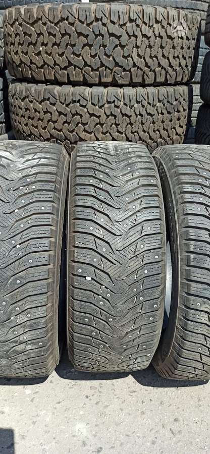 Kumho Wi31, winter 215/60 R16