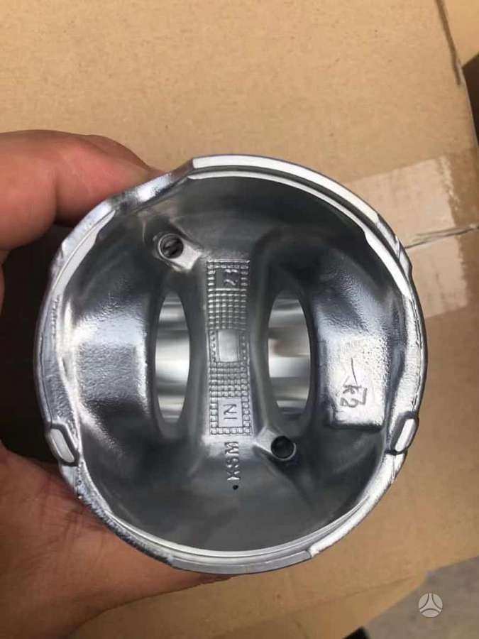 Jaguar F-Pace, 204DTD AJ200D, pistons
