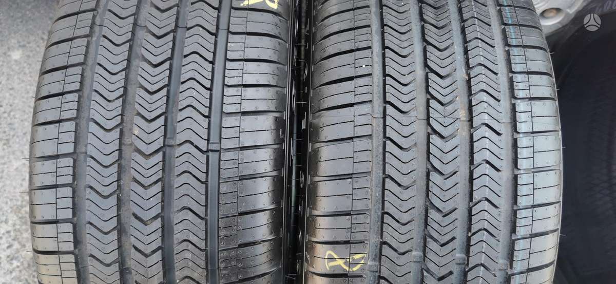 Goodyear, all-season 245/45 R18