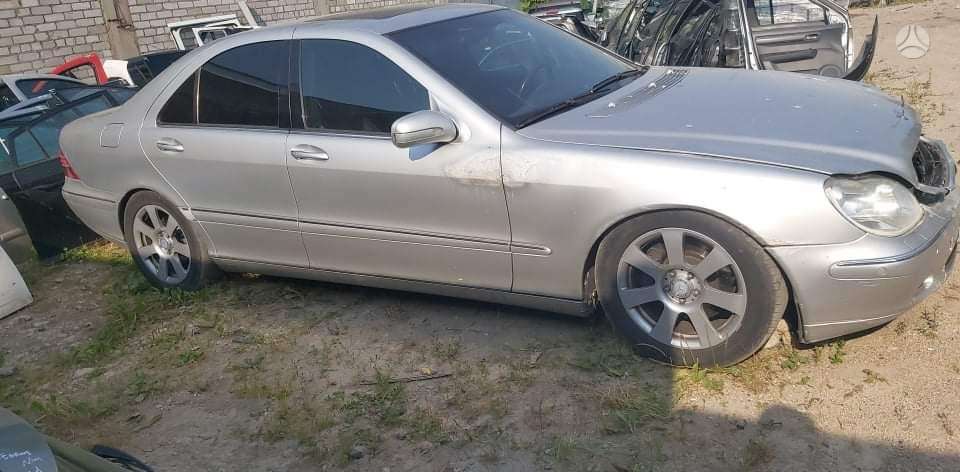 Mercedes-Benz S320 dalimis