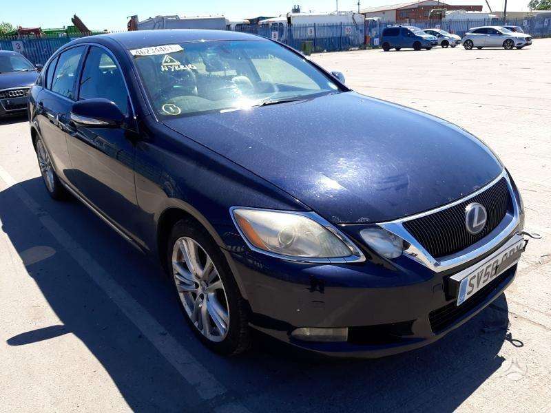 Lexus GS 450h for parts. Dalimis