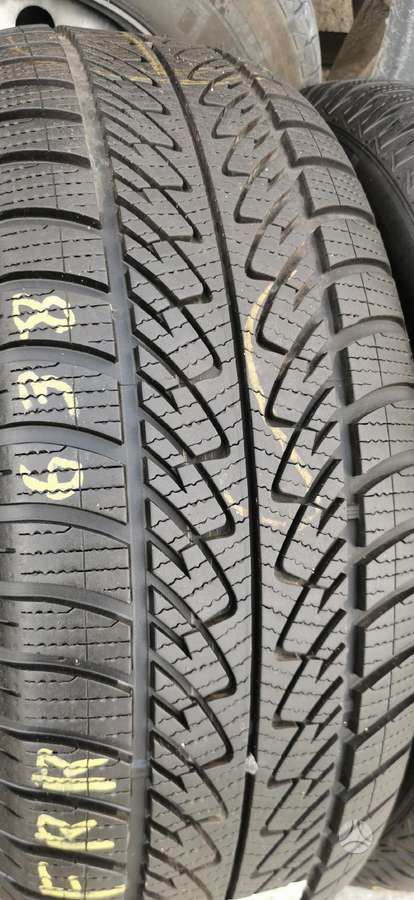 Goodyear, зимние 255/60 R18