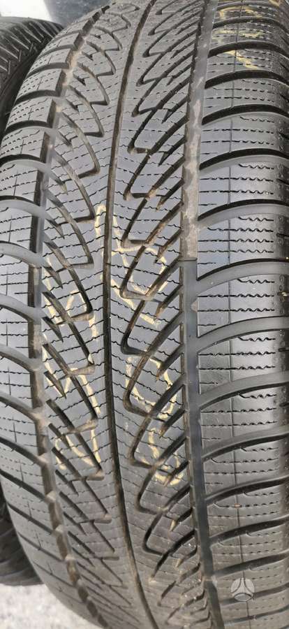 Goodyear, winter 255/60 R18