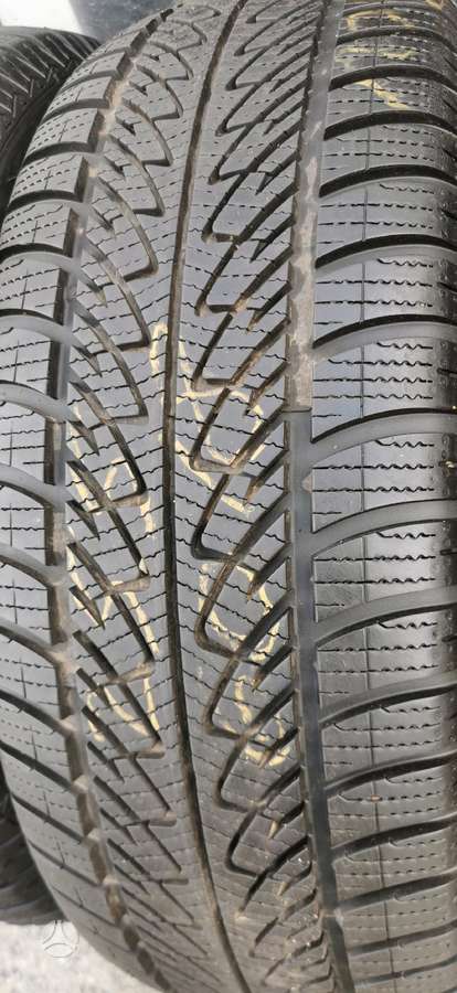 Goodyear, зимние 255/60 R18