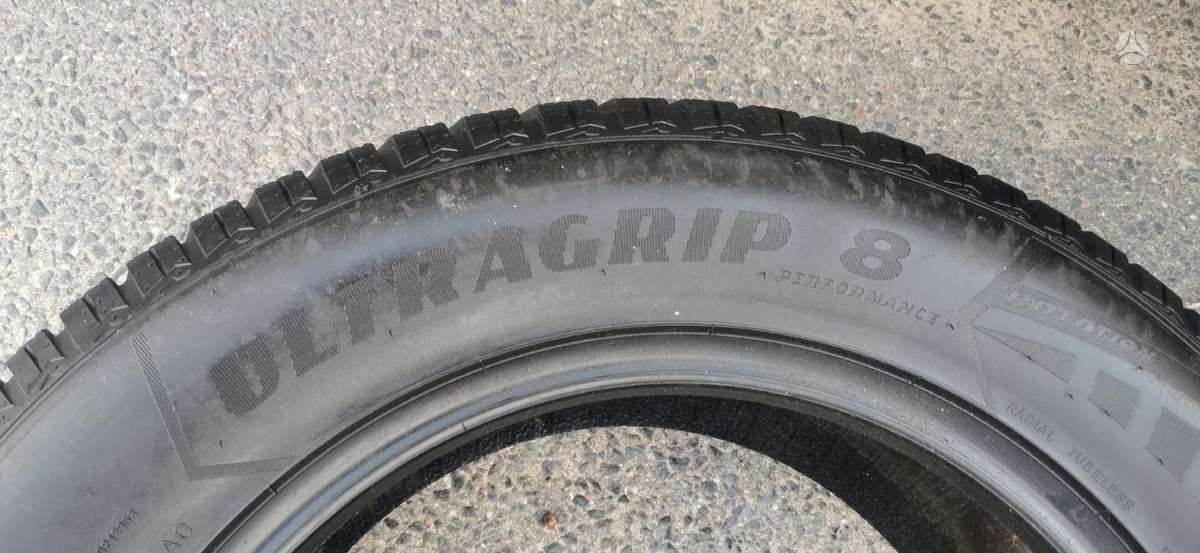 Goodyear, winter 255/60 R18
