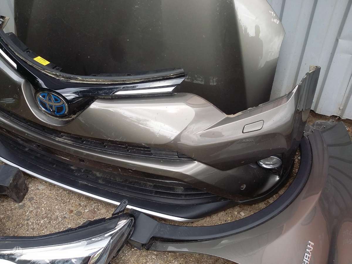 Toyota RAV4 for parts