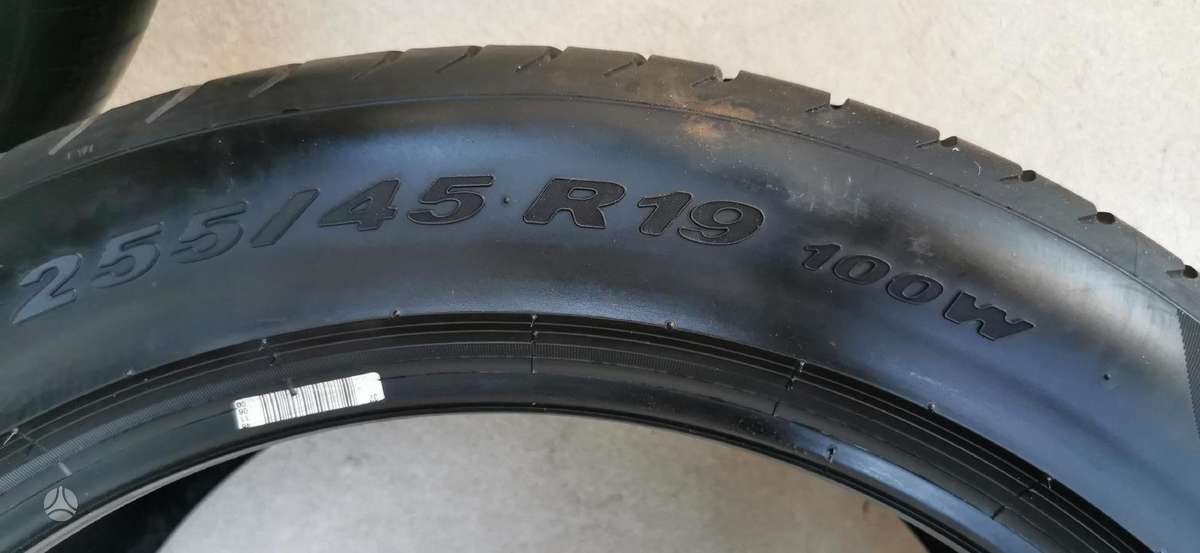 Pirelli, летние 255/45 R19