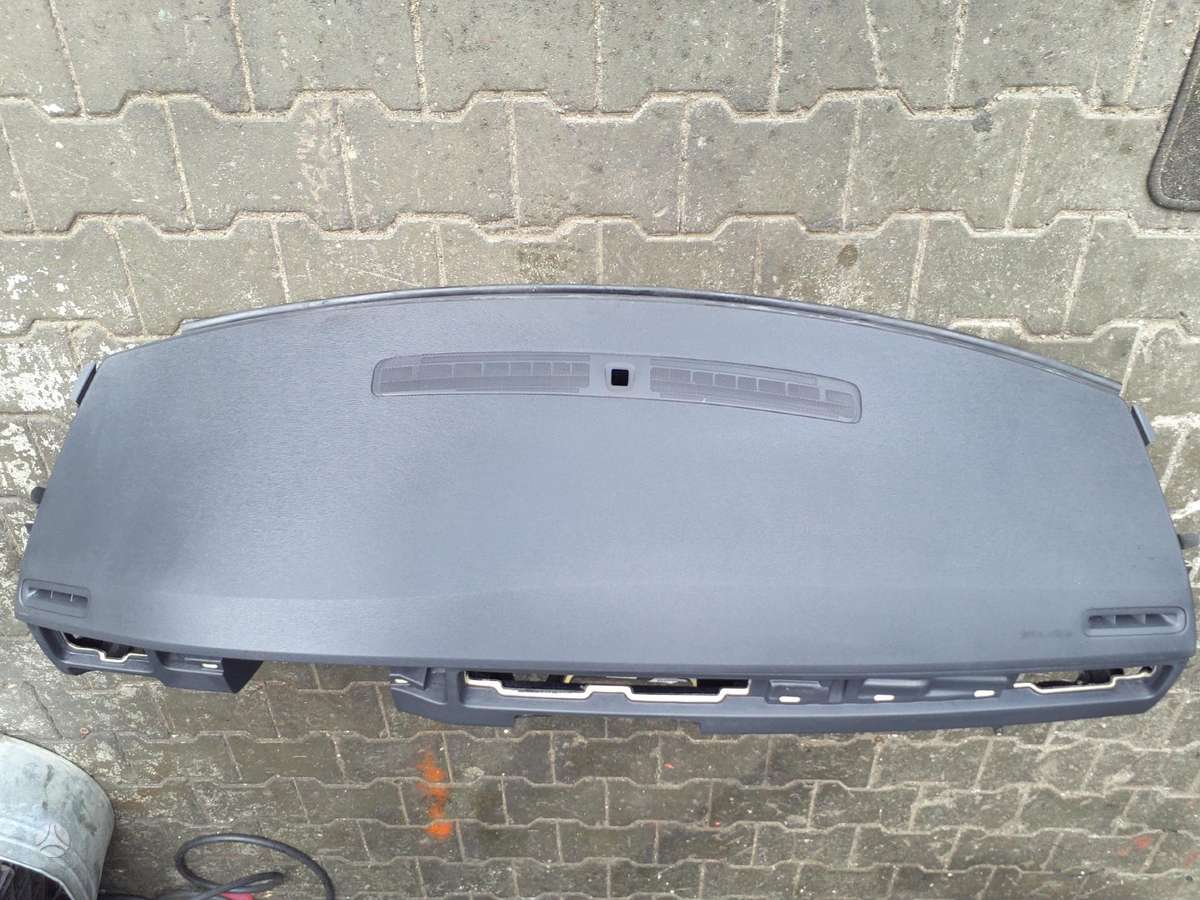 Volvo S80 panelė, oro pagalvės