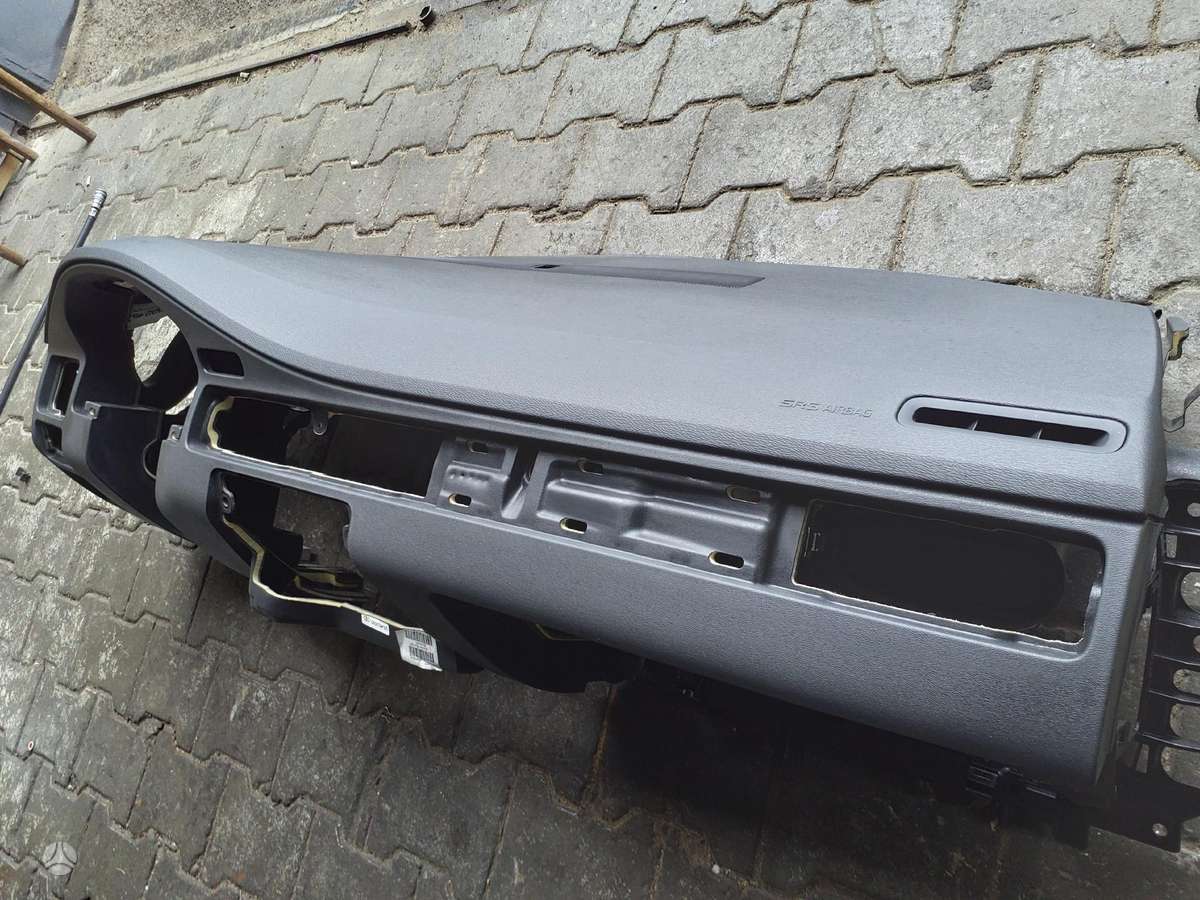 Volvo S80 panelė, oro pagalvės