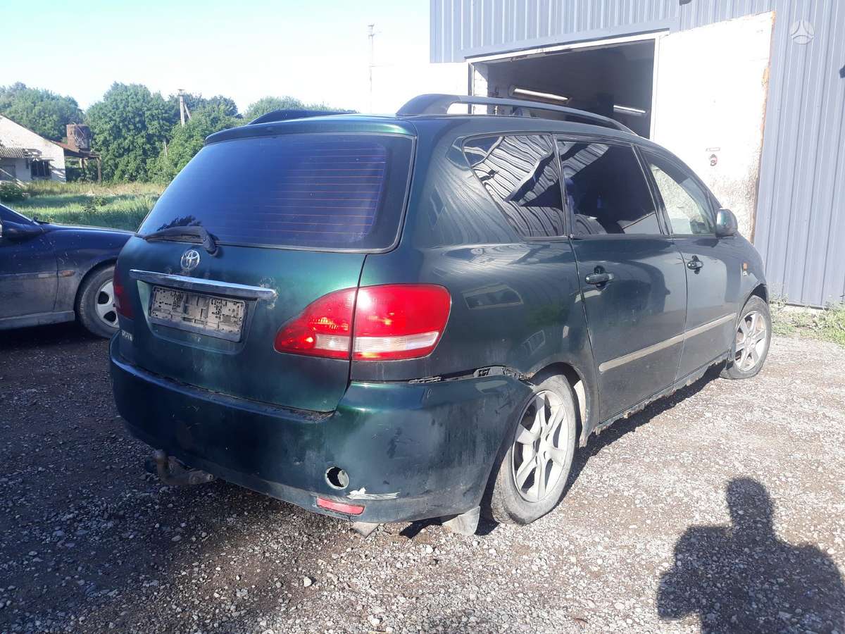 Toyota Avensis Verso Is danijos