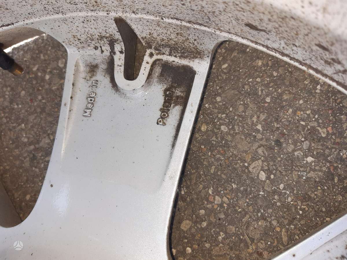 Volkswagen, light alloy, R18