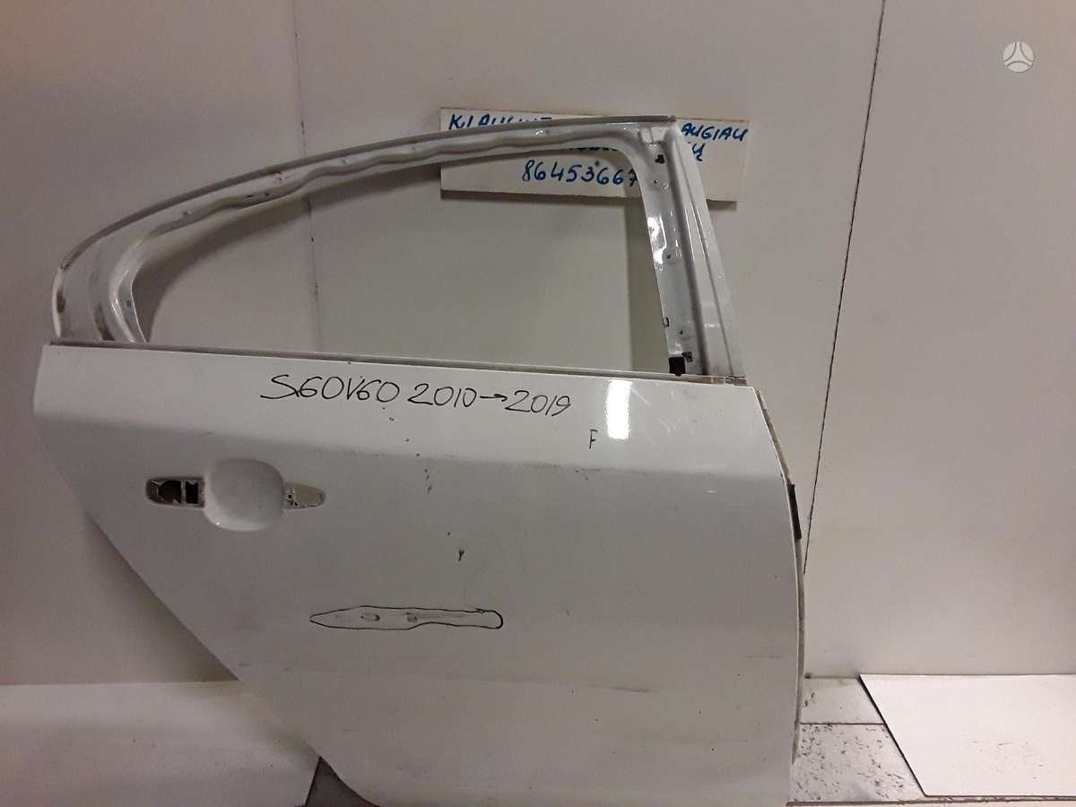 Volvo S60 dalimis
