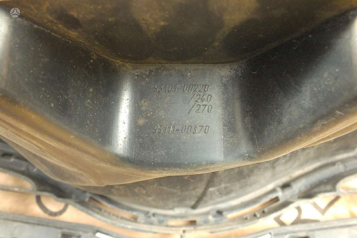 Toyota Yaris žibintai
