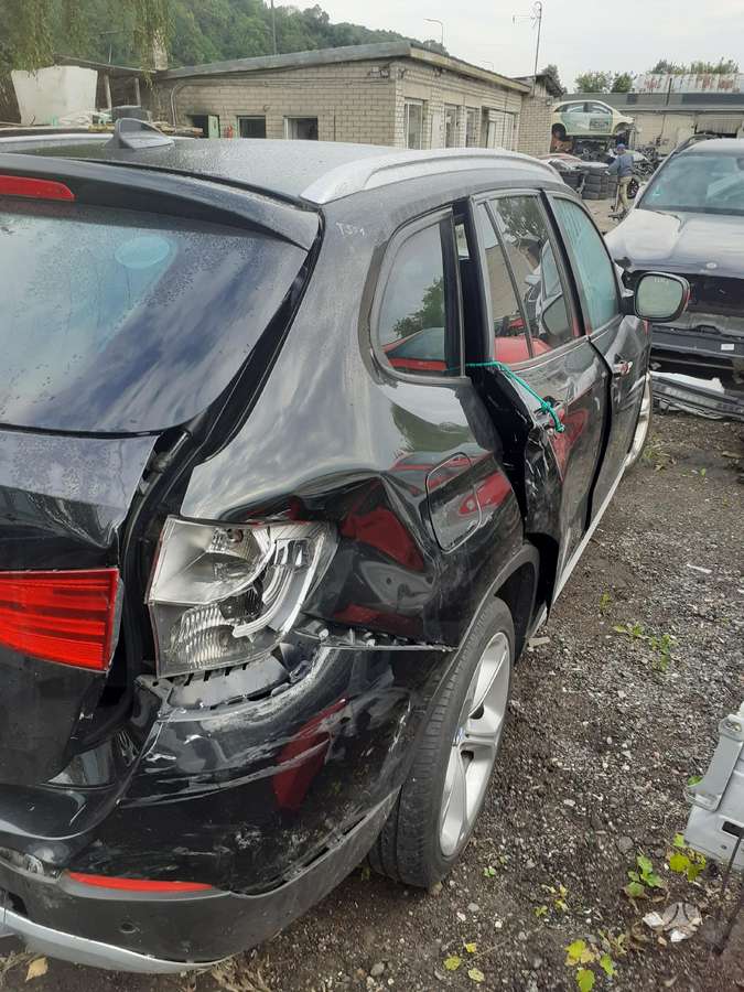 BMW X1 for parts