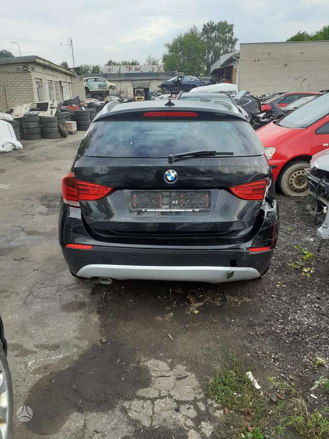 BMW X1 for parts