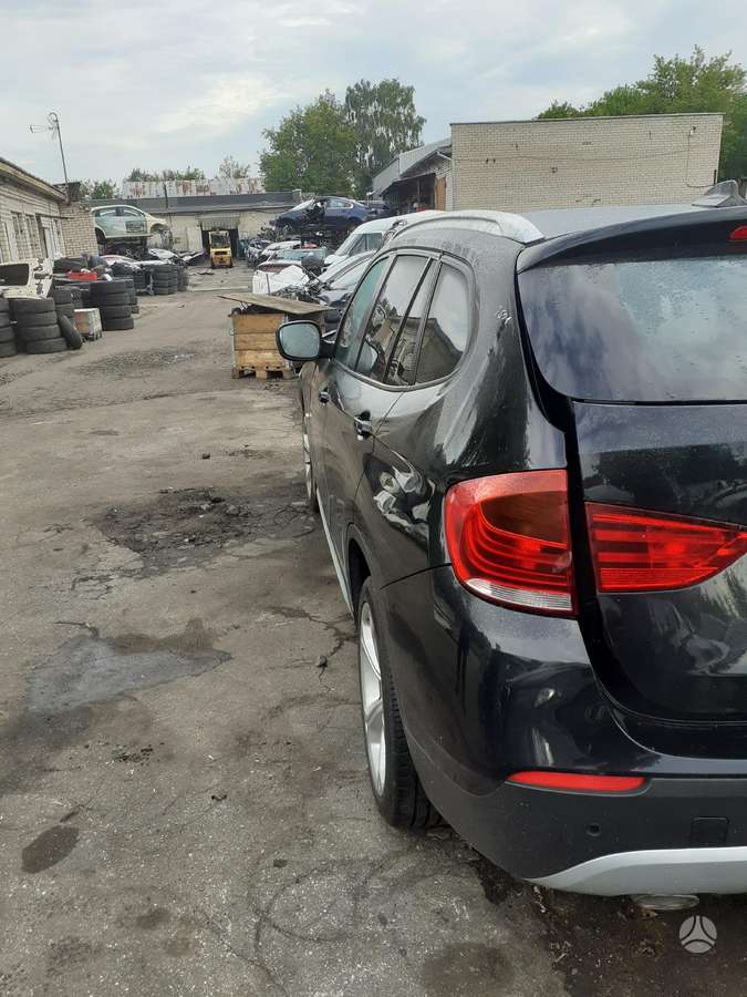 BMW X1 по частям