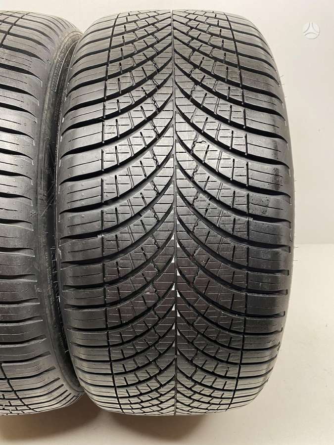 Goodyear Vector4Seasons 2021m, всесезонные 225/40 R18