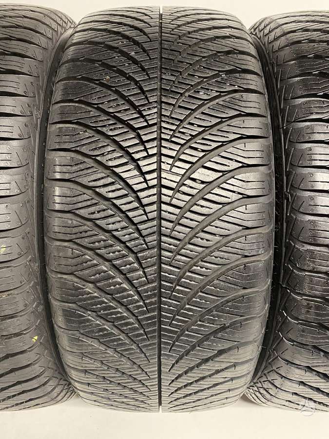 Goodyear Vector4Seasons, всесезонные 225/45 R17