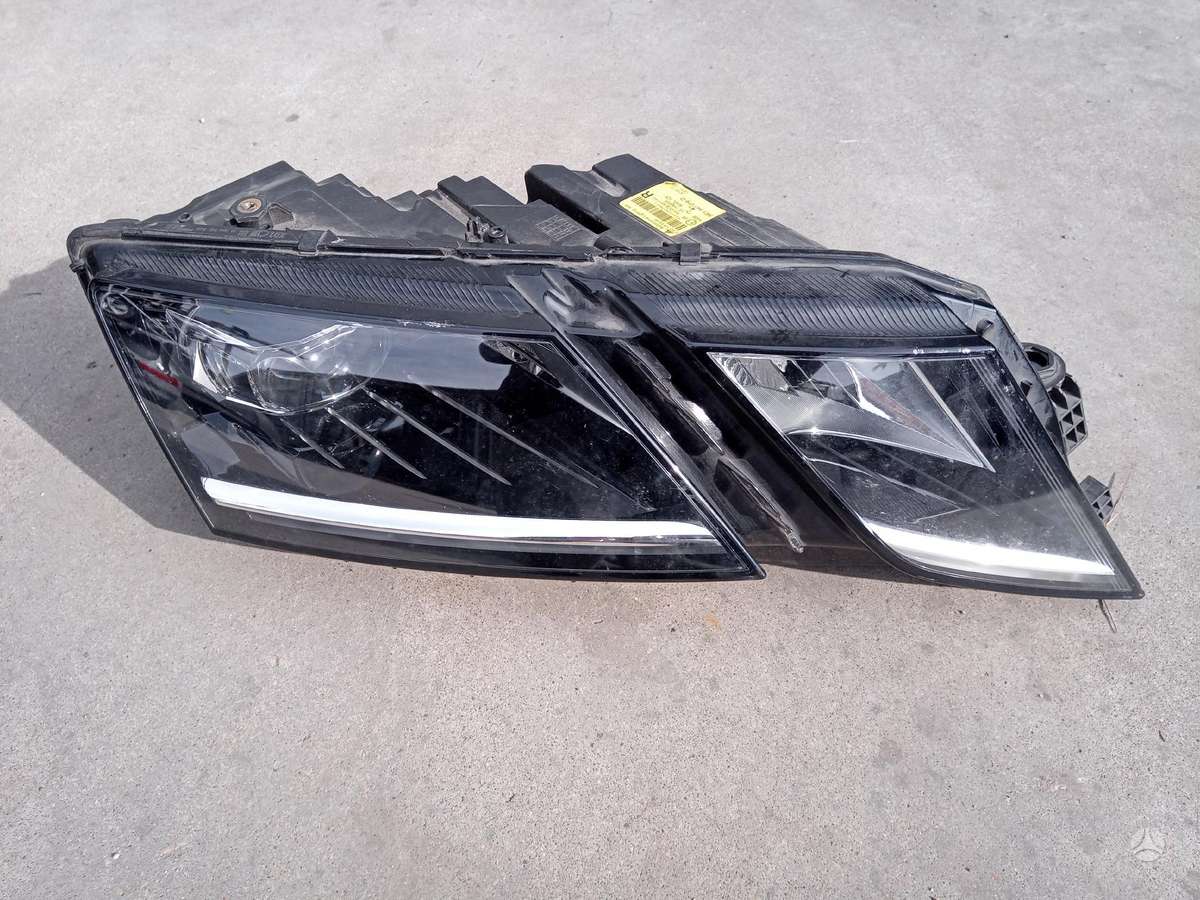 Skoda Octavia body parts