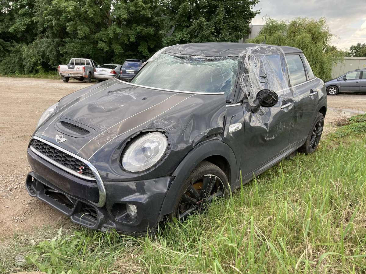 Mini Cooper S rezerves daļās